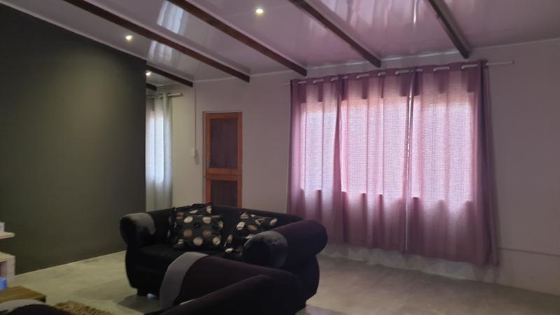 5 Bedroom Property for Sale in Theronville Western Cape